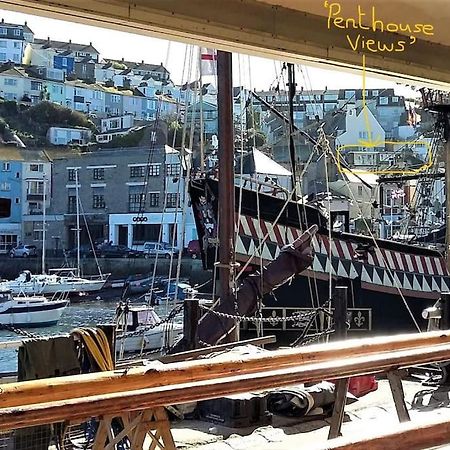 Stunning Penthouse Views To Harbour With Parking. Apartman Brixham Kültér fotó